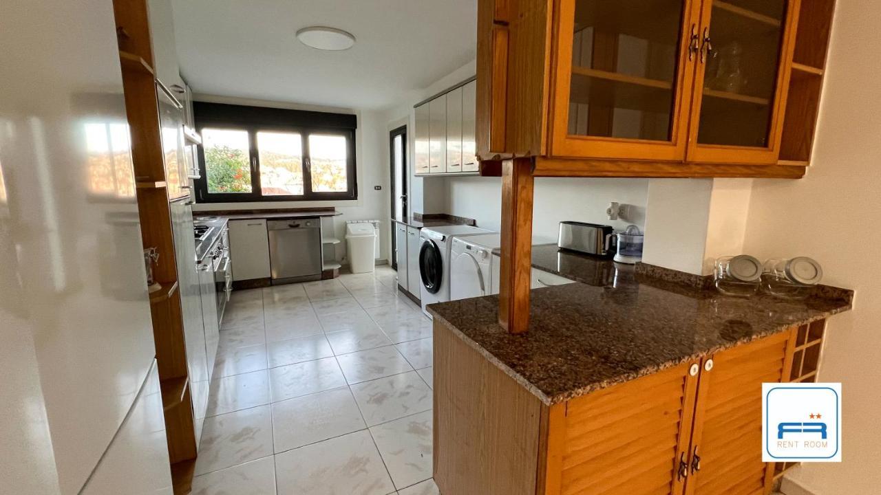 Amplia Casa De 9 Hab, Cabral. Villa Виго Екстериор снимка